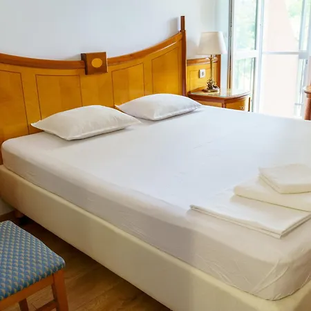 Hotell Navi Sjabla